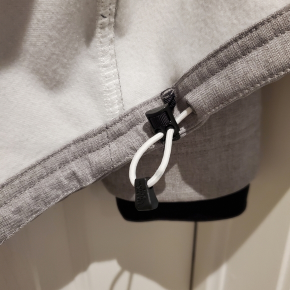 The North Face Jacket - Picture 9 of 12